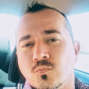 Meet your Posher, Charles